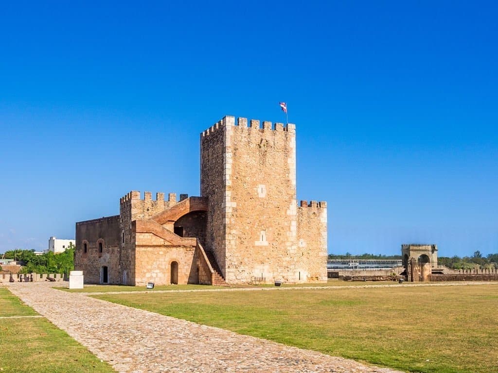View of Fortaleza Ozama and its Torre del Homenaje tower, in Santo Domingo